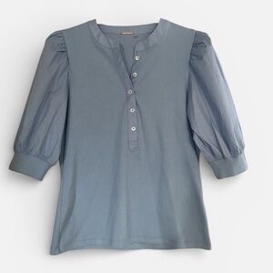 Elie Tahari Top Blouse Light Blue Size Large Buttons